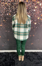 Load image into Gallery viewer, Green plaid shacket