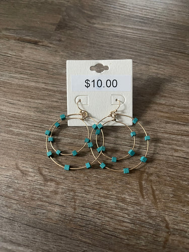 Tier hoop earrings w/wood accents