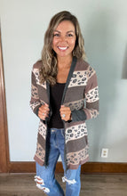 Load image into Gallery viewer, Leopard &amp; Stripe Open Front Cardigan
