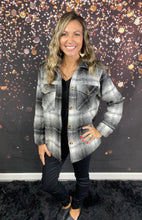 Load image into Gallery viewer, Flannel plaid shacket