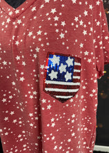 Load image into Gallery viewer, Star print top w/sequins pocket