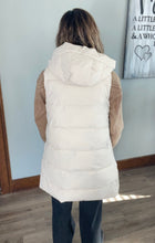 Load image into Gallery viewer, Ivory Long Puffer Vest