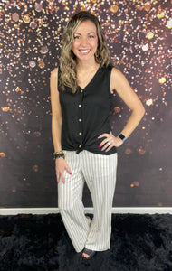 Black button up waffle top w/front tie