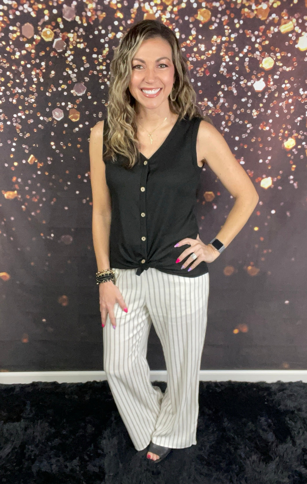 Black button up waffle top w/front tie