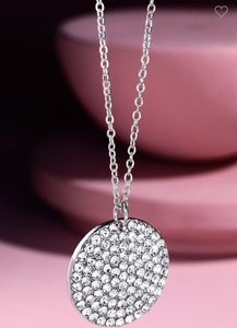 Silver disc pendant necklace