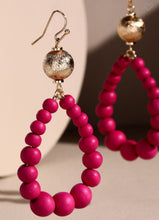 Load image into Gallery viewer, Fuchsia tear drop earrings