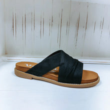 Load image into Gallery viewer, Black Very G sandal