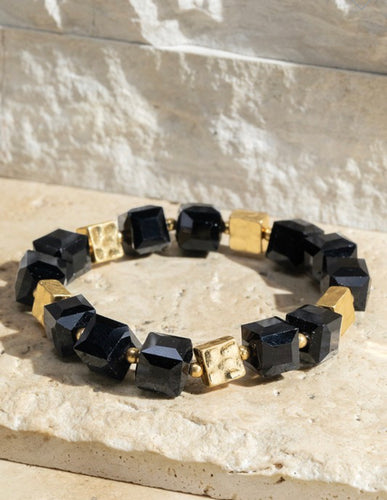 Black glass beaded stretch bracelet