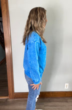 Load image into Gallery viewer, Ocean Blue Acid Wash Half Zip Pullover