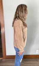 Load image into Gallery viewer, Camel Utility Pullover