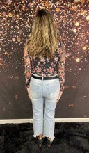 Load image into Gallery viewer, Light blue cropped high rise distressed jeans