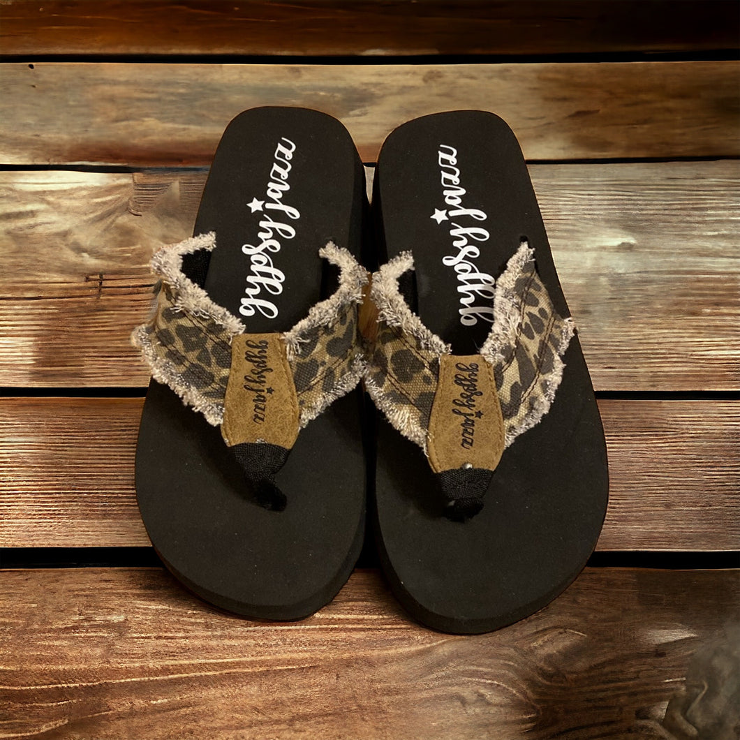 Leopard gypsy jazz comfort sandal